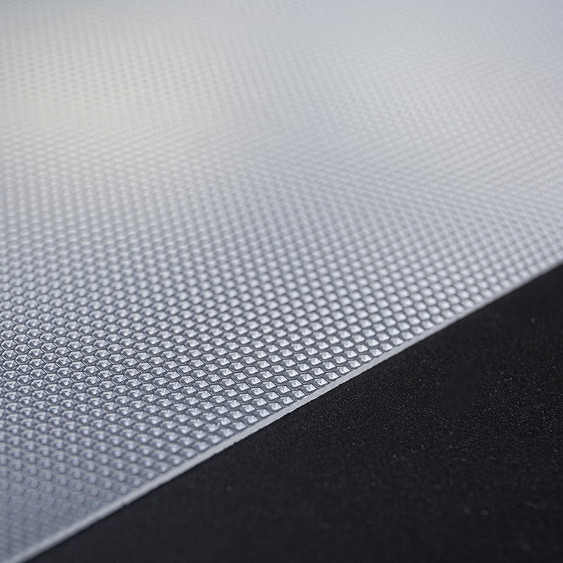 Silmiä suojaava PS Prism Anti-Glare -levy luokkahuoneiden ja toimistojen valaistukseen